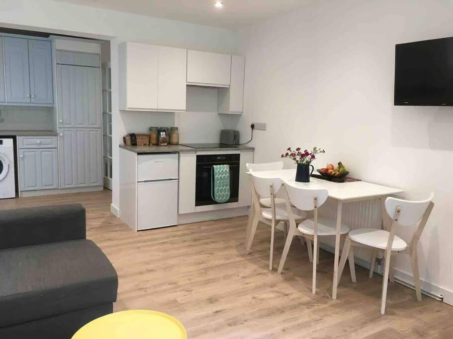 Bright And Spacious Annex Near Lymington With Private Garden Εξωτερικό φωτογραφία